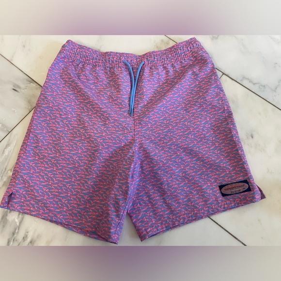 Vineyard Vines youth large, two for one, 2 pairs printed swim trunks w/ netting - Picture 8 of 15